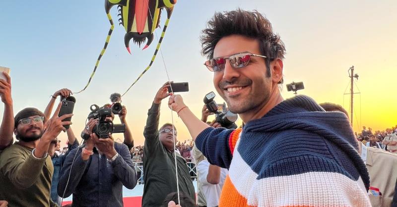 The Most Iconic Trailer Celebration Is Here! Shehzada Kartik Aaryan Celebrates Makar Sankranti With 1 Lakh Fans At Rann Of Kutch! 