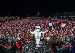 Throwback to India’s coolest multi-genre music and lifestyle experience Vh1 Supersonic