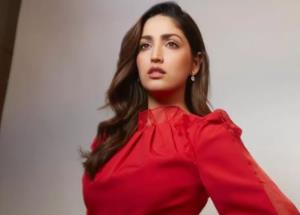 Yami Gautam Dhar explores her charm of 'Dasvi' in this red dress