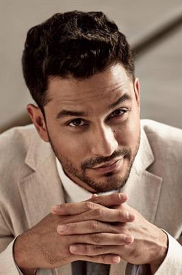 Kunal Khemu director?!