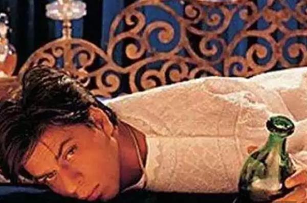 Shah Rukh Khan - Devdas will always be special. Thank you Bhansali… the  beautiful ladies & everyone. Late nights..long shoots & so much love.