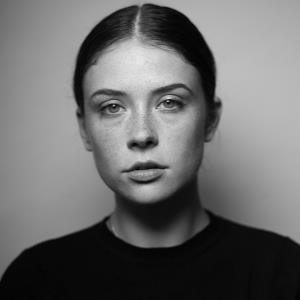 Mia Tomlinson